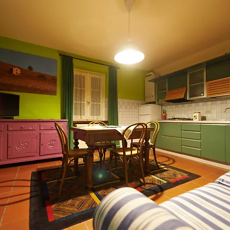 Aparthotel Felicin - Dimora Del Centro 3*