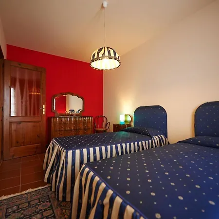 Felicin - Dimora Del Centro 아파트호텔 3*