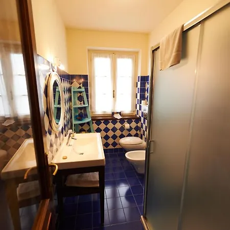 Ξενοδοχείο με διαμερίσματα Felicin - Dimora Del Centro